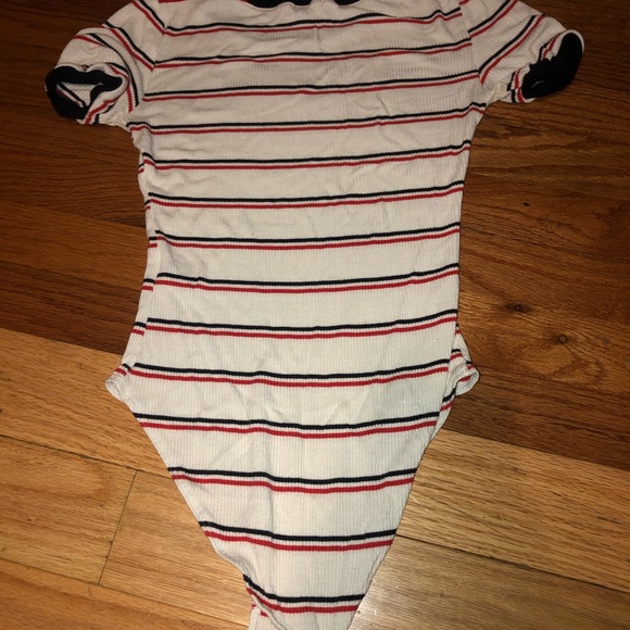 Stripped body suit - Picture 3 of 3